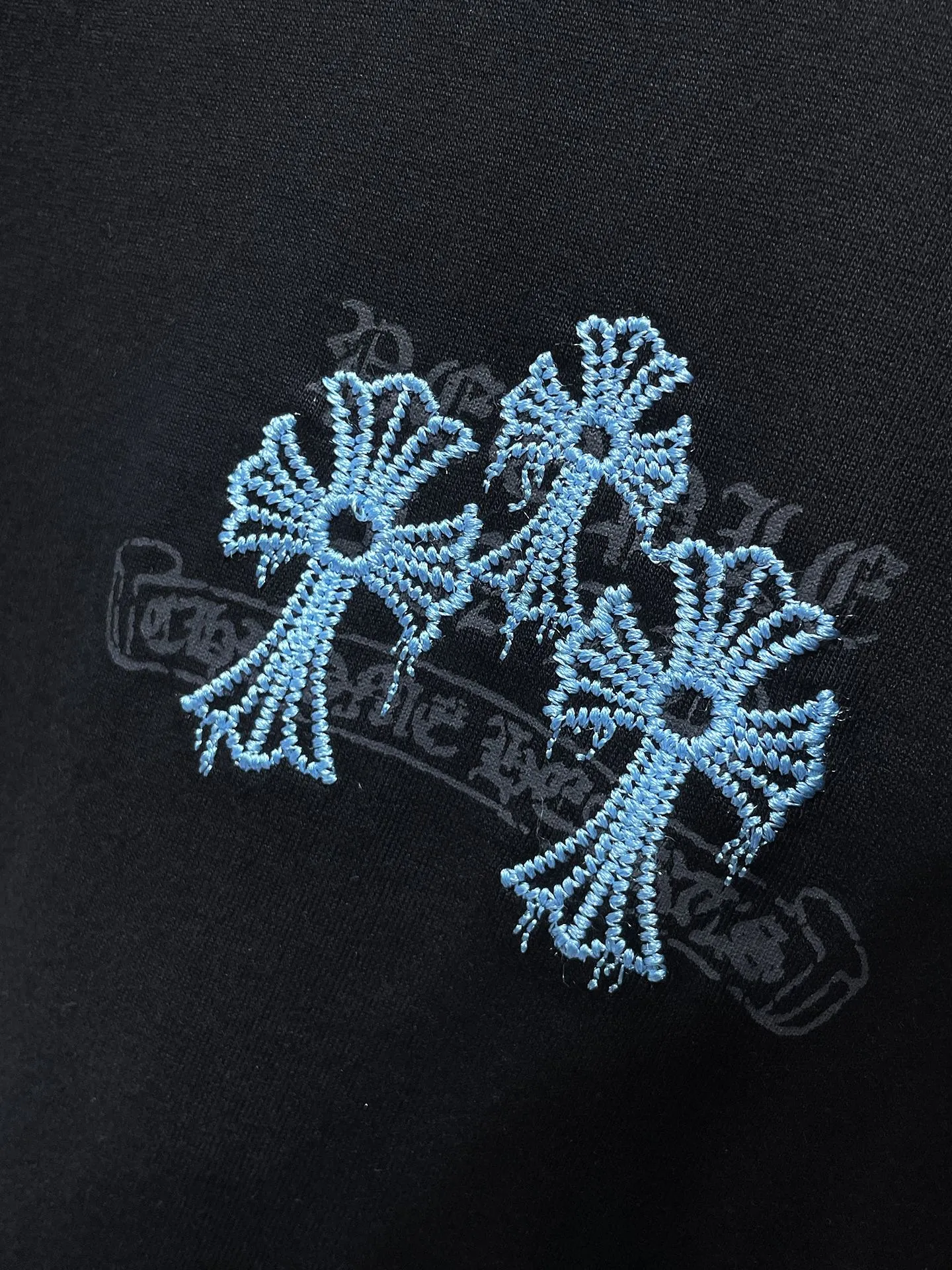 P150 New for summer Chrome Hearts 25ss silicone lettering film version High gram weight environmentally friendly high-quality top-grade fabric 280g Heavy cross embroidery hand-made frayed short sleeves Counter synchronization 1:1 replica version Recommended color: black white Size: S, M, L, XL